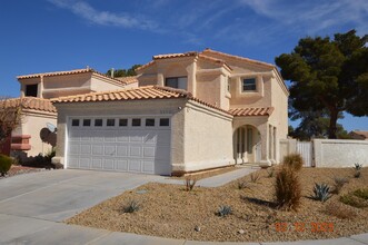 2836 S Swallow Point Cir in Las Vegas, NV - Building Photo - Building Photo