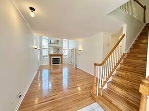 224 Charlotte Pl in Cary, IL - Building Photo - Building Photo