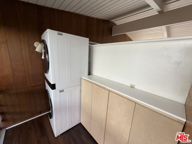 3355 Kallin Ave in Long Beach, CA - Building Photo - Building Photo