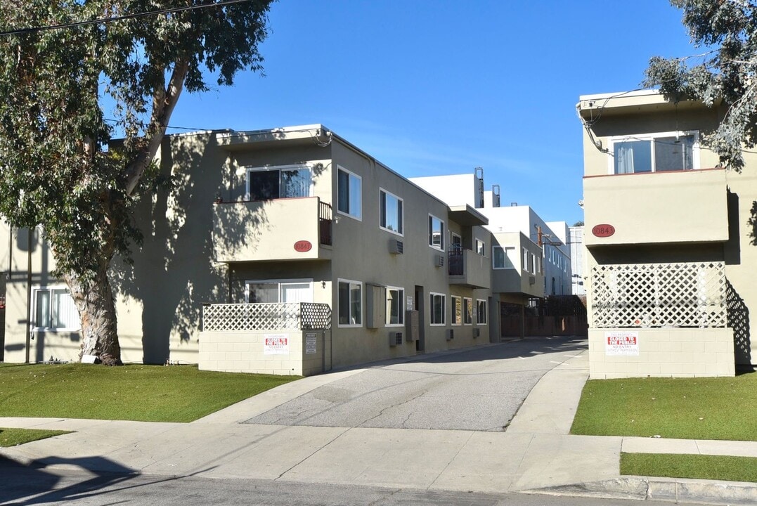 10843 Kling St, Unit 05 in Los Angeles, CA - Foto de edificio