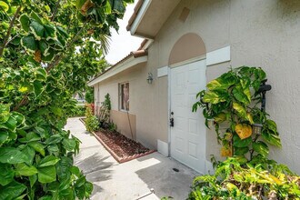 1881 SW 116th Way in Miramar, FL - Building Photo - Building Photo
