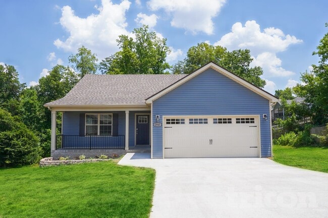 property at 2945 Lancelot Ln