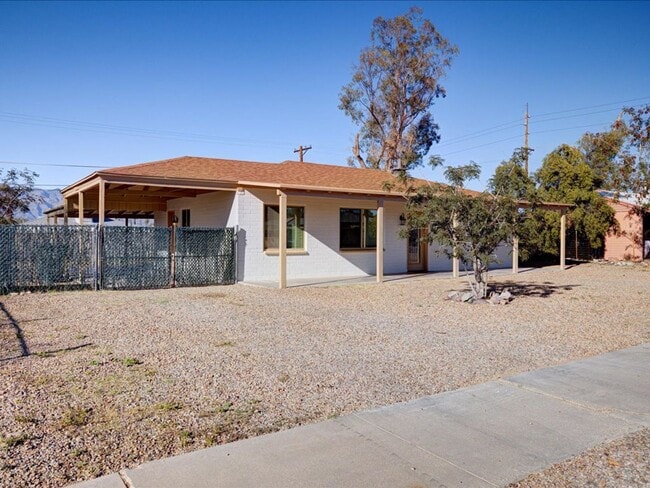 4641 E 13th St in Tucson, AZ - Building Photo - Building Photo