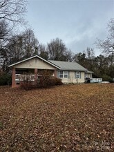 404 Moss Springs Rd in Albemarle, NC - Building Photo - Building Photo