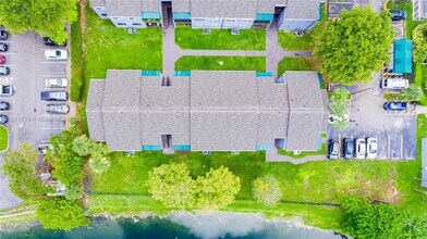 7419 SW 152nd Ave in Miami, FL - Building Photo - Building Photo