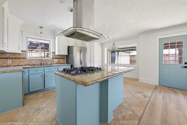 property at 1906 Shadow Bend Dr