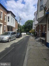 556 N Wanamaker St in Philadelphia, PA - Building Photo - Building Photo