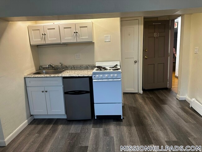 51 S Huntington Ave