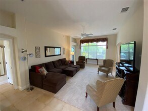 1251 Westmoreland Loop in the Villages, FL - Building Photo - Building Photo