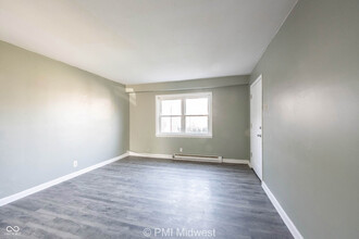 3725 N Sherman Dr in Indianapolis, IN - Building Photo - Building Photo
