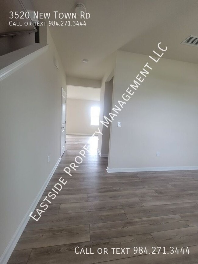 3520 New Town Rd in Raleigh, NC - Building Photo - Building Photo