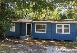 3761 Alta Vista Dr in Mobile, AL - Building Photo