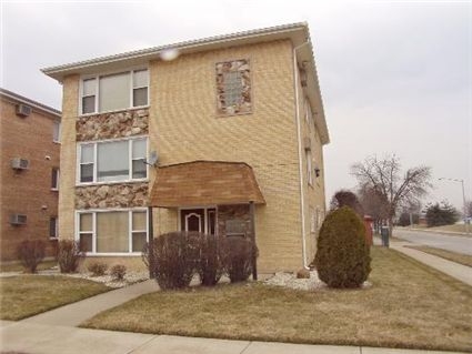 1750 Memorial Dr in Calumet City, IL - Foto de edificio - Building Photo