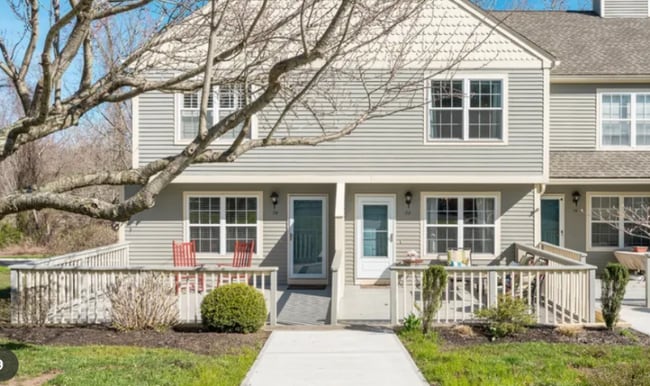 property at 73 Manorwood Dr