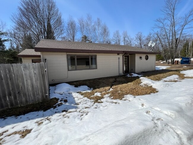 property at 7047.5 Rice Lake Rd