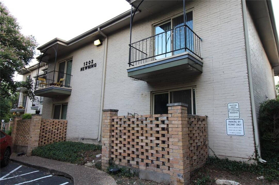 1202 Newning Ave in Austin, TX - Building Photo