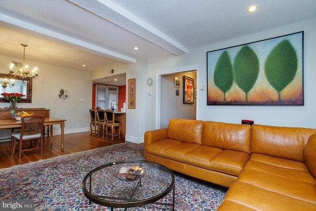 property at 1901 Walnut St