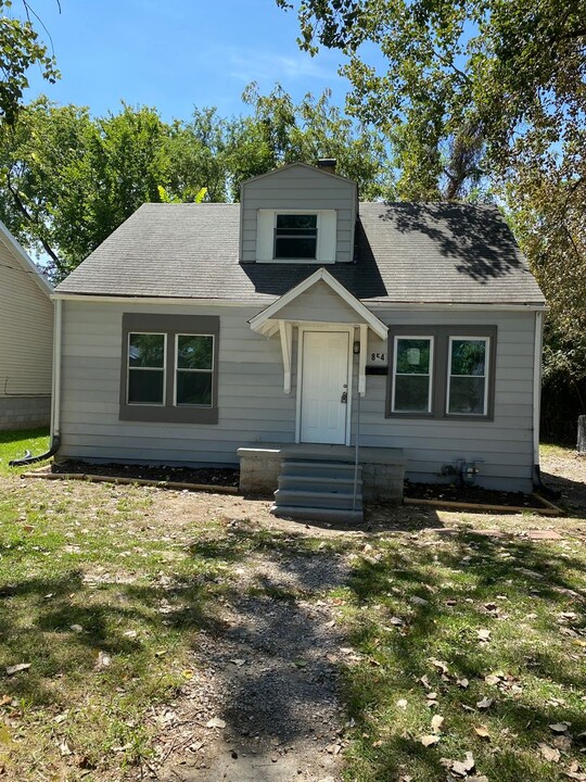 854 Mildred Ave in East St. Louis, IL - Foto de edificio