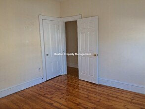 74 Hano St, Unit 74 in Boston, MA - Building Photo - Building Photo