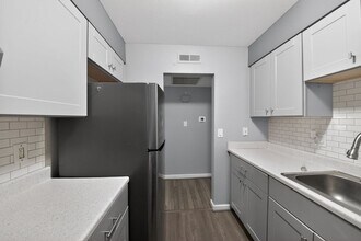 3623 S Sheridan Blvd in Lakewood, CO - Building Photo - Building Photo