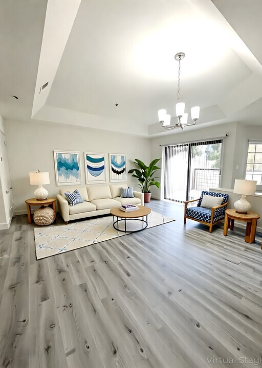2571 Plaza del Amo in Torrance, CA - Building Photo