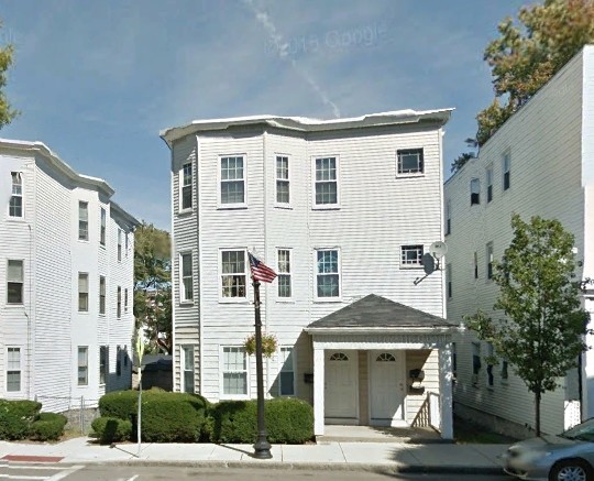 29 W Wyoming Ave in Melrose, MA - Building Photo