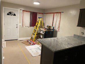 2119 N Mason Ave in Chicago, IL - Building Photo - Building Photo