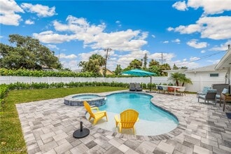 791 94th Ave N in Naples, FL - Building Photo - Building Photo