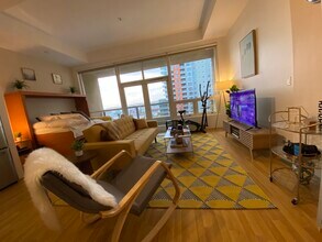 350 W Ash St, Unit Little Italy Furnished in San Diego, CA - Building Photo - Building Photo