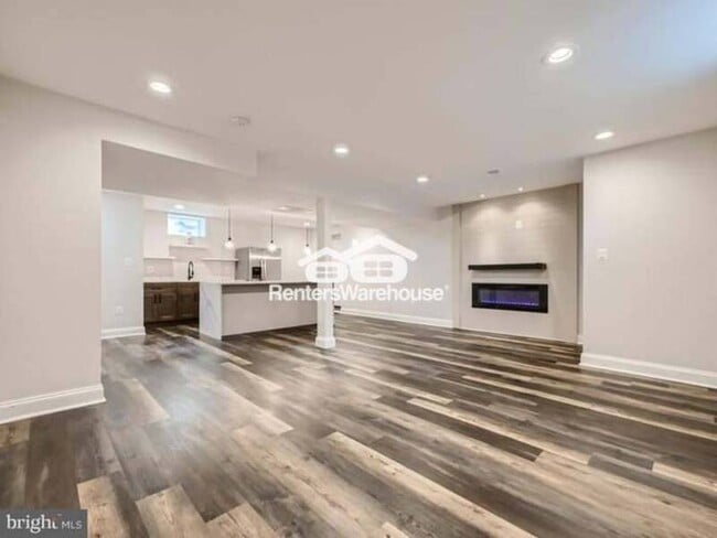 property at 6509 Parr Ave