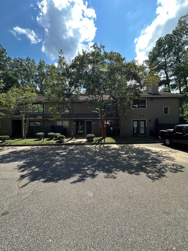 1837 Gray Ridge Cove in Germantown, TN - Building Photo - Building Photo