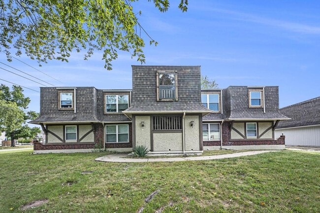 3800 SW 8th St. Terrace in Blue Springs, MO - Building Photo - Building Photo