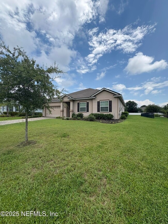 1906 Silo Oaks Pl in Middleburg, FL - Building Photo - Building Photo