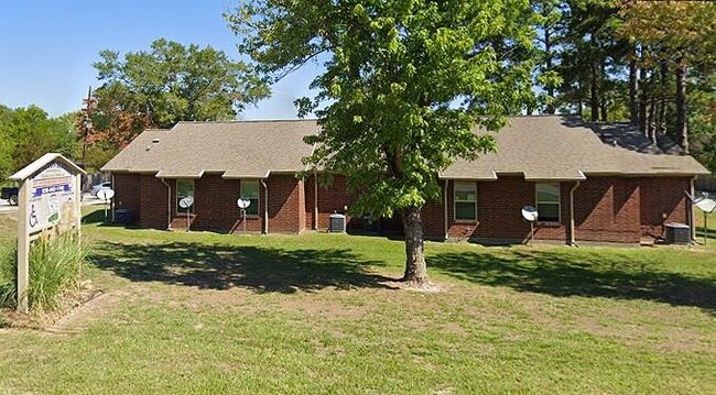 545 E 1st St in Groveton, TX - Building Photo - Building Photo