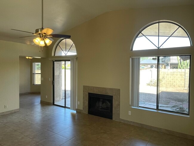 property at 6502 W Paradise Ln