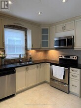 138 Poyntz Ave in Toronto, ON - Building Photo - Building Photo