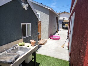 3549 Highland Ave in San Diego, CA - Building Photo - Building Photo