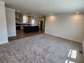 498 Vermont in Belleville, MI - Building Photo