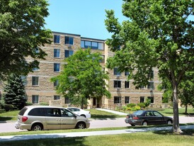 Parkview Manor Apartments