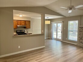 4501 Dorsett Oaks Cir, Unit A in Austin, TX - Building Photo