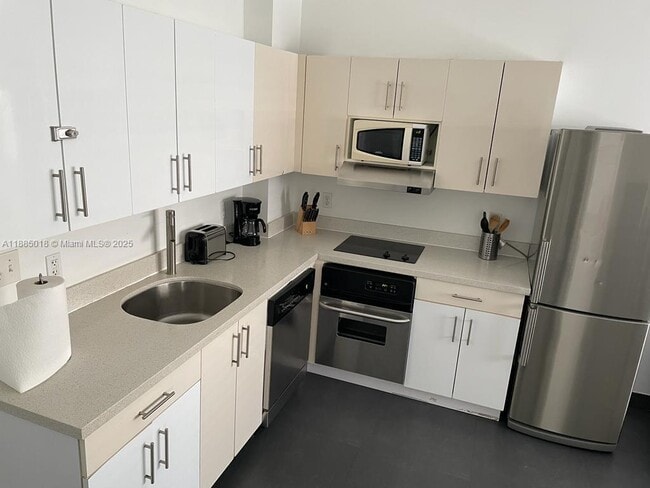 property at 1600 Euclid Ave