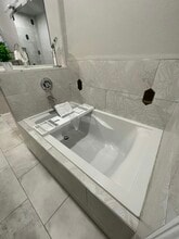 1021 Calvin St in Houston, TX - Building Photo - Building Photo