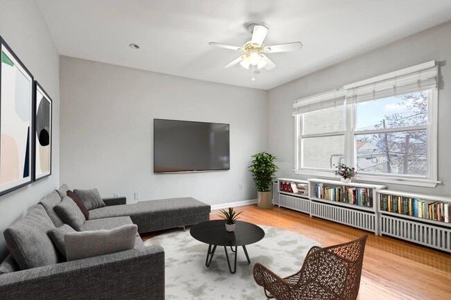 740 Elm St in Kearny, NJ - Building Photo - Building Photo
