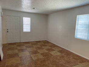 220 W 9th St in Florence, AZ - Building Photo - Building Photo