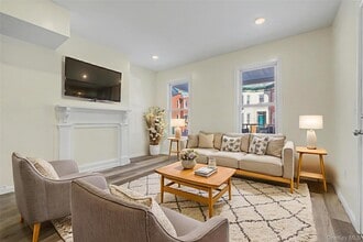 61 Carson Ave in Newburgh, NY - Building Photo - Building Photo