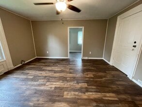 11 Maple St, Unit #1 in Oxford, MI - Building Photo - Building Photo