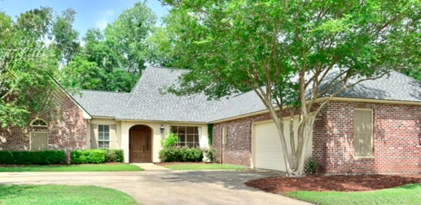 3061 Laurel Plantation Ave in Baton Rouge, LA - Building Photo