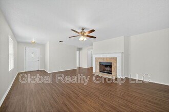 16610 Retama Crown in Selma, TX - Building Photo - Building Photo