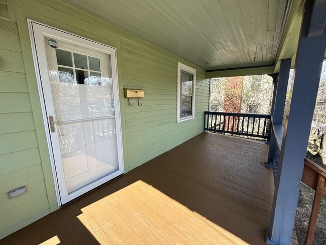 property at 20 Holland St