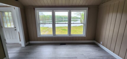 36 Perch Point in Shapleigh, ME - Foto de edificio - Building Photo